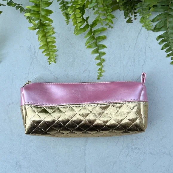 Stylish Pink and Gold Quilted Cosmetic Bag / Pencil Pouch NWT - Picture 4 of 6